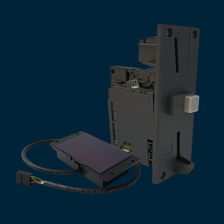 Electronic token acceptor